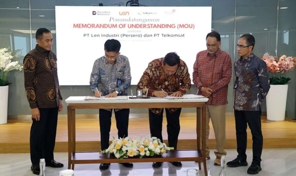  Telkomsat dan LEN Industri Teken MoU untuk Perkuat Pertahanan Berbasis Satelit