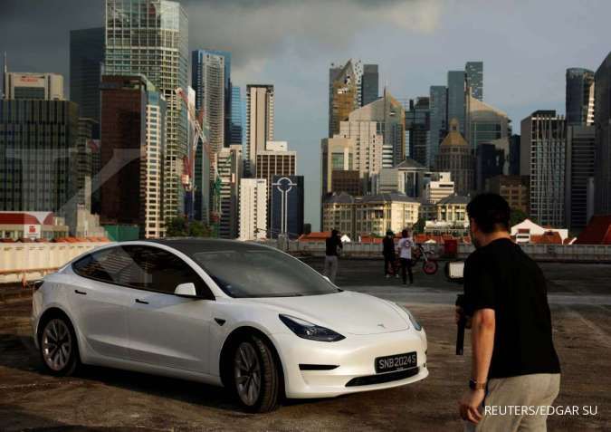 Harga Sertifikat Kepemilikan Mobil Singapura Super Mahal! Setara 4 Mobil Camry Hybrid