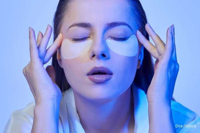 Apa Itu Blue Light? Ini 5 Cara Melindungi Kulit dari Paparan Blue Light