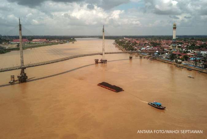 Dua Warga Hilang Setelah Kapal Tongkang Buana Tabrak Longboat di Sulawesi Tenggara