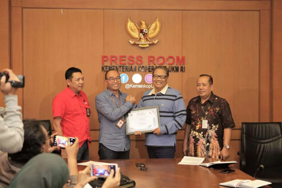 Masuk 100 besar dunia, Koperasi Telekomunikasi Selular didorong masuk bursa saham