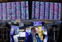 Wall Street gagal reli, krisis Evergrande terus membayangi dan jatuhnya saham Nike