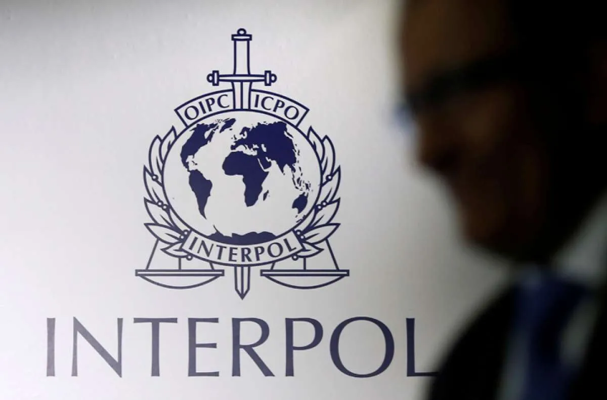 Interpol menyita vaksin virus corona palsu di Afrika Selatan dan China