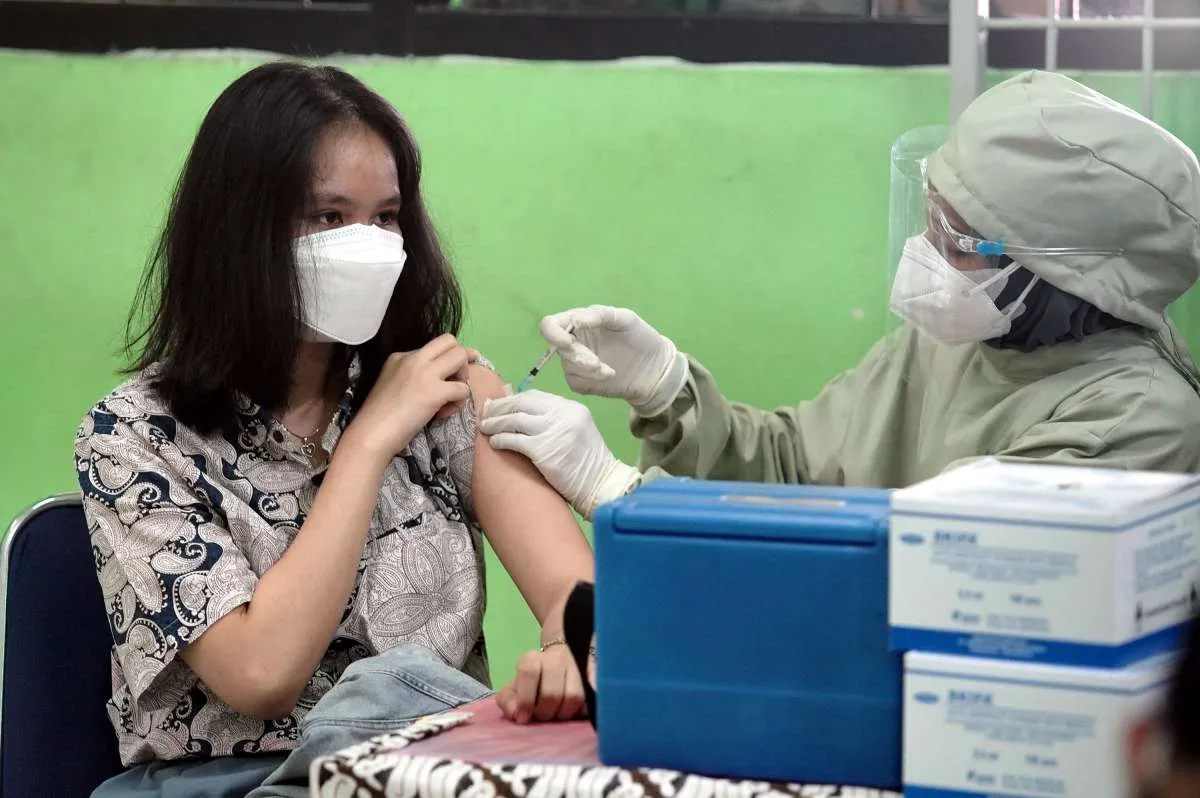 Vaksinasi tahap 3 dimulai, sasar masyarakat rentan dan anak usia 12-17 tahun