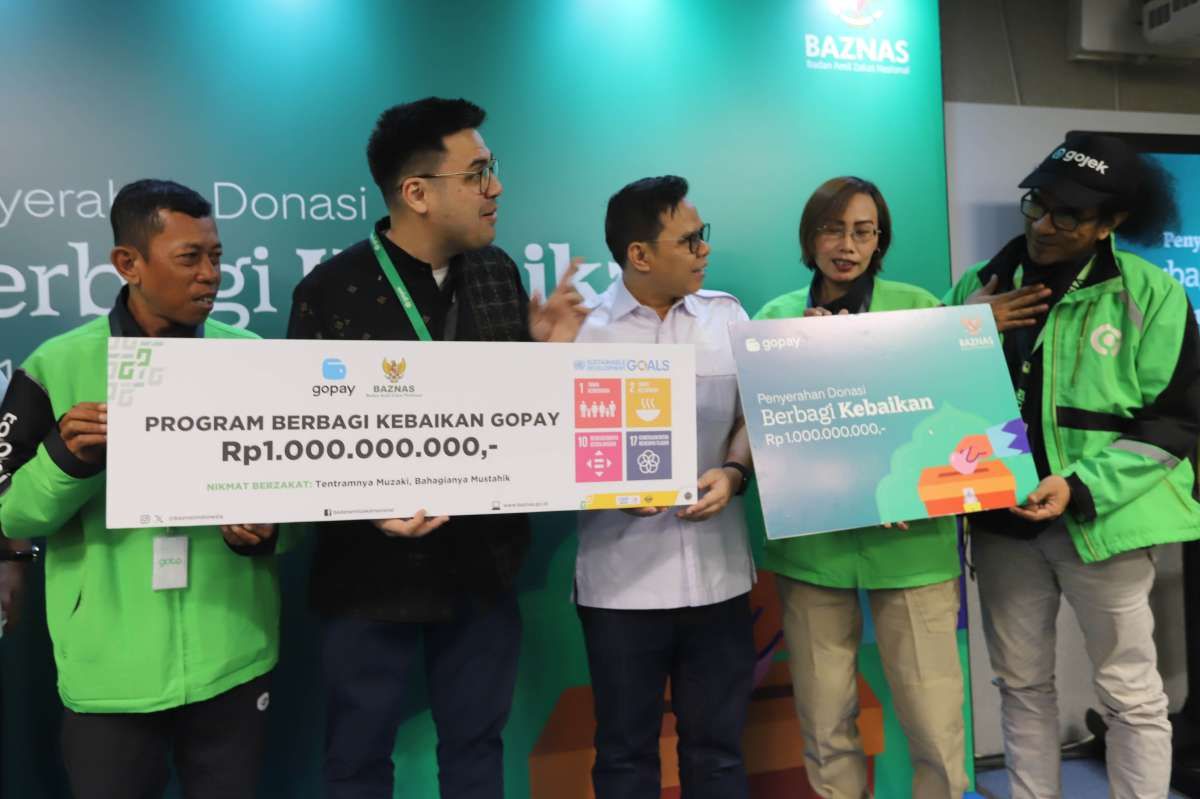 GoPay Serahkan Donasi Berbagi Kebaikan kepada Baznas