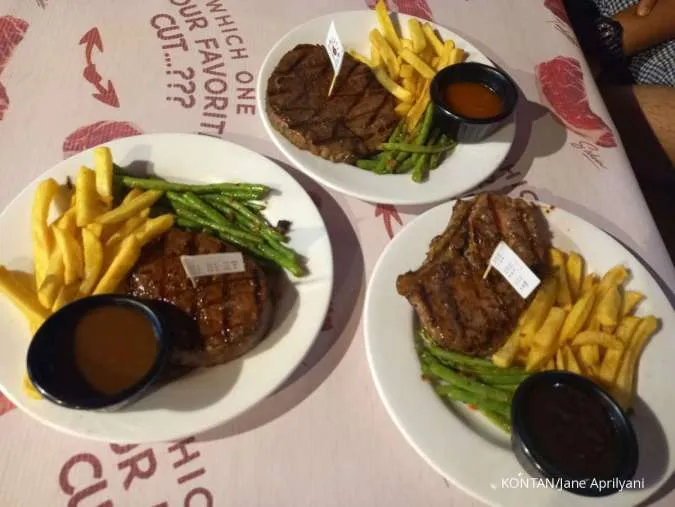 Makan Malam Meatime, Steak di Pasmo Paramount Serpong dengan Antrian Panjang