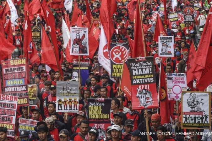 Kontroversi Omnibus Law: Ditolak Buruh, Didukung Pengusaha
