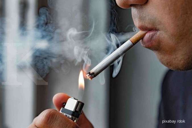Ini alasan Sri Mulyani kerek tarif cukai rokok di tahun 2022