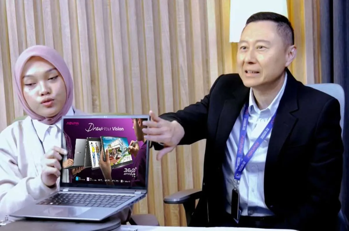 CEO Advan Sukses Gelar TikTok Live Selling, ADVAN 360 Stylus Pro Laris Manis