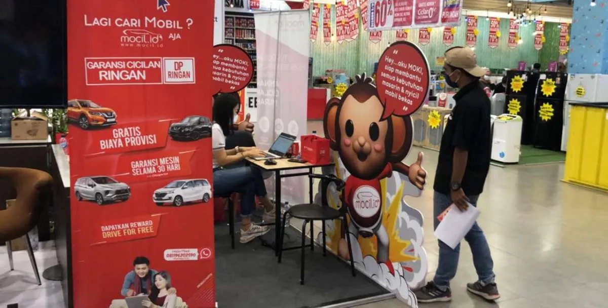 Anda berniat membeli mobil bekas dengan mencicil? Coba tengok Mocil.id 