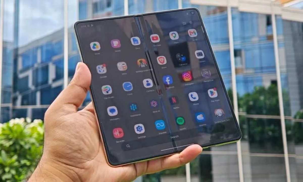 Kartu Kredit BRI Beri Diskon Rp5 Juta untuk PO Samsung Foldable 8
