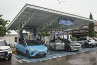 Autopedia (ASLC) dan MPM Group (MPMX) Tertarik Menjajal Bisnis Mobil Listrik Bekas