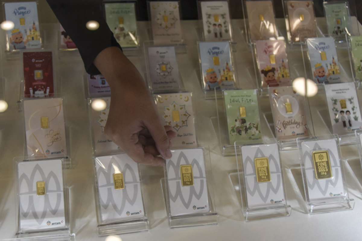 Harga Emas Antam Turun, Ini Saat Tepat Beli