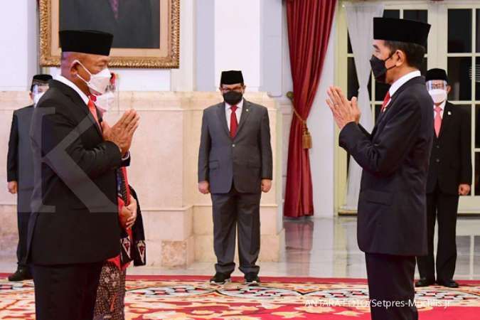 Jokowi ganti Kepala BNPB Doni Monardo dengan Ganip Warsito