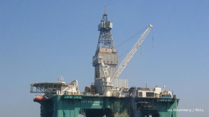 Greenpeace menduduki kilang Gazprom di Laut Arktik