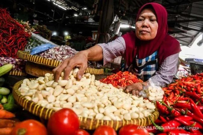 Prices Often Soar, KPPU Asks Bapanas to Determine the Highest Retail Price for Garlic