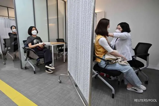 South Korea starts vaccination for 55-59 age group as COVID-19 caseloads remain high