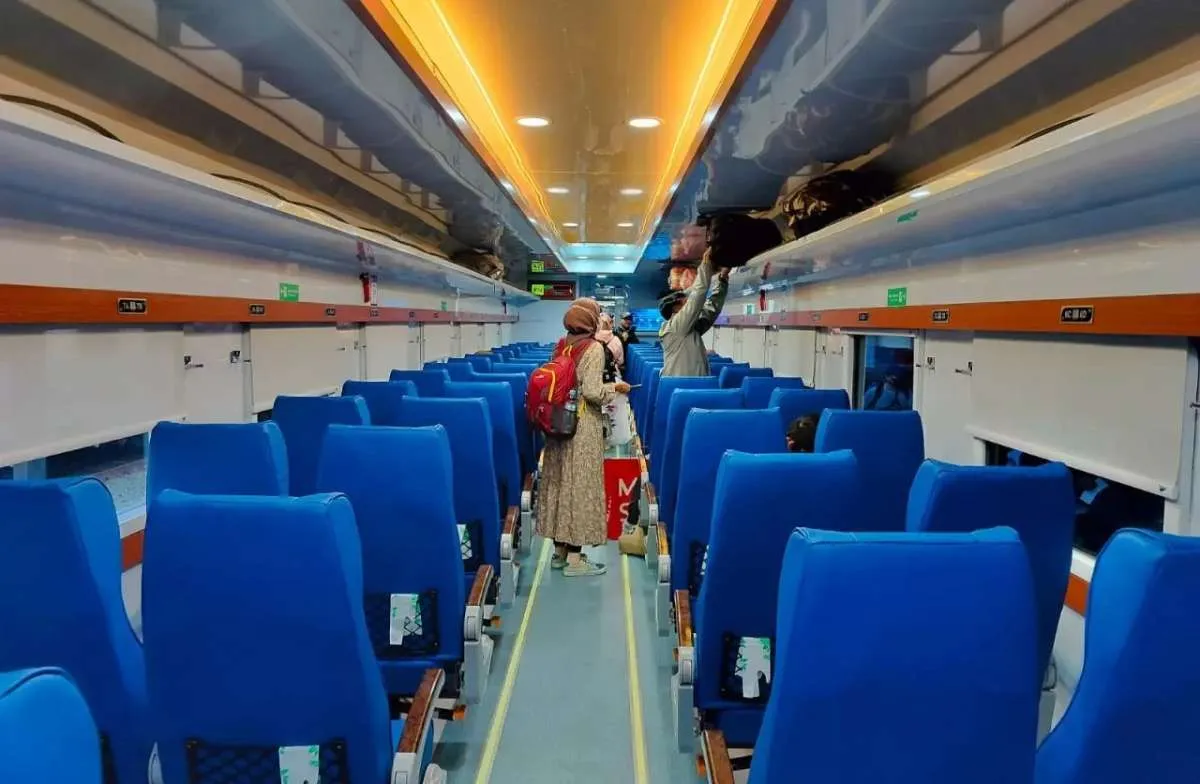 KAI Investasi 612 Kereta dan 54 Lokomotif Baru, Dongkrak Layanan Penumpang dan Barang