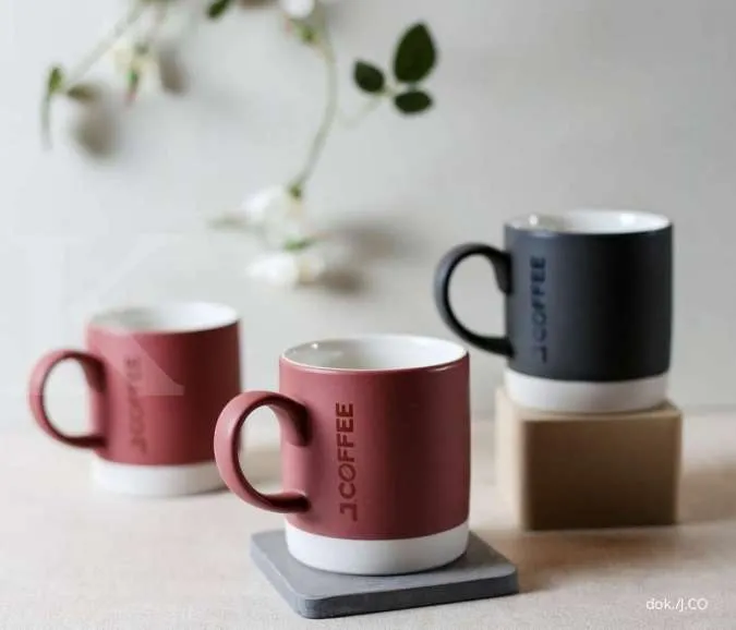  Promo BOGO J.CO 26-27 Februari 2022, Buy 1 Latte Get 1 Free Frappe Rp 40.000