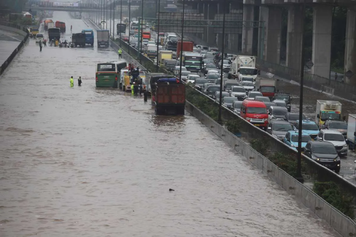 Antisipasi Banjir Saat Mudik, Korlantas Polri Siapkan Pompa Air dan Jalur Alternatif