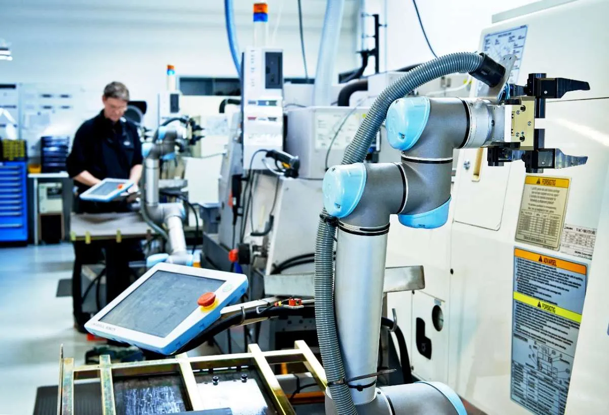 Universal Robots dorong adopsi teknologi robot kolaboratif di industri manufaktur