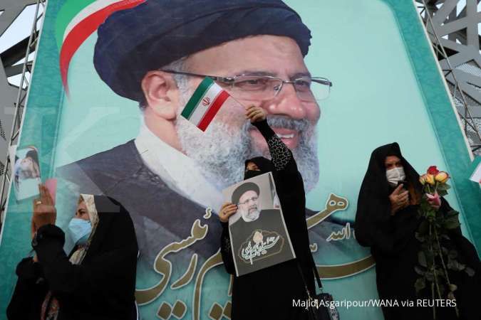 Parlemen Garis Keras Iran Berikan Suara untuk Pecat Menteri Industri