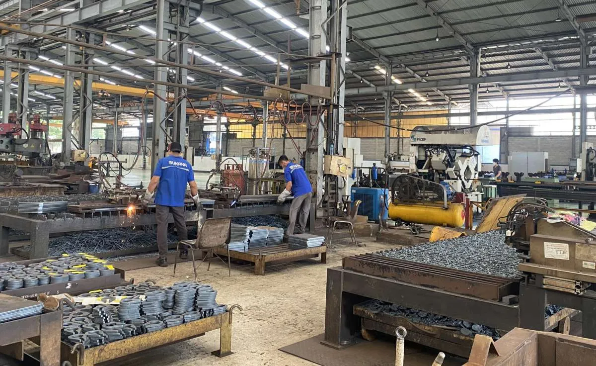 Bukaka Teknik Utama (BUKK) Bidik Pendapatan Rp 4,83 Triliun Tahun Ini