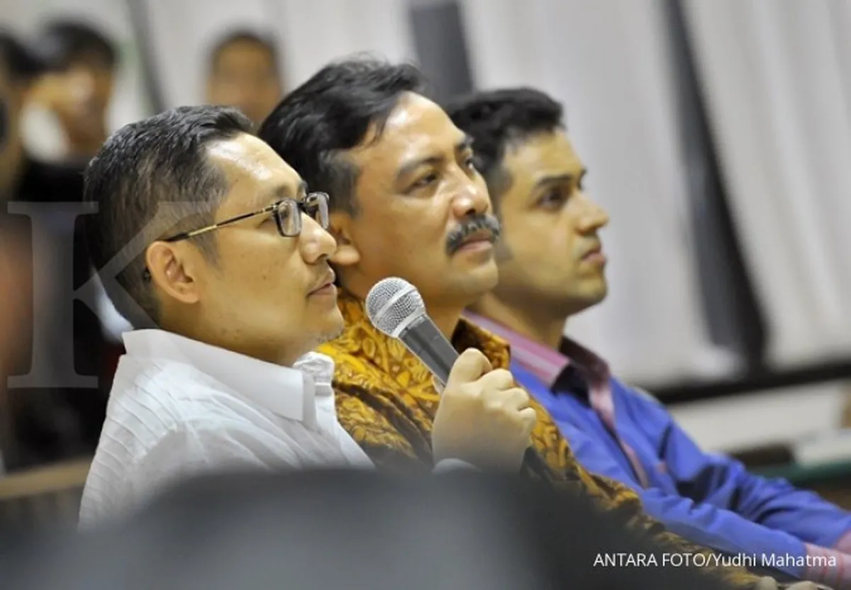 Yulianis: Mobil untuk Anas X-Trail, bukan Harrier