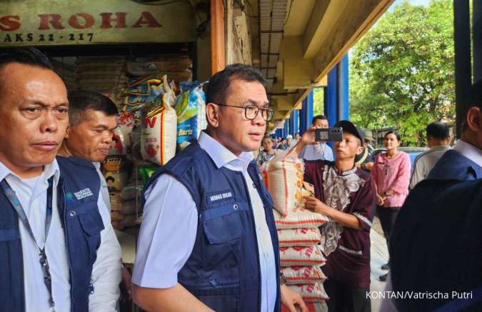 Pantau Harga Pangan di Pasar Tomang Barat, Mendag Ungkap Hal Ini