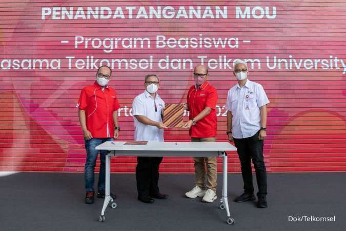 Telkomsel dan Telkom University Berkolaborasi Hadirkan Program Beasiswa untuk Dorong Terciptanya Talenta Digital Indones