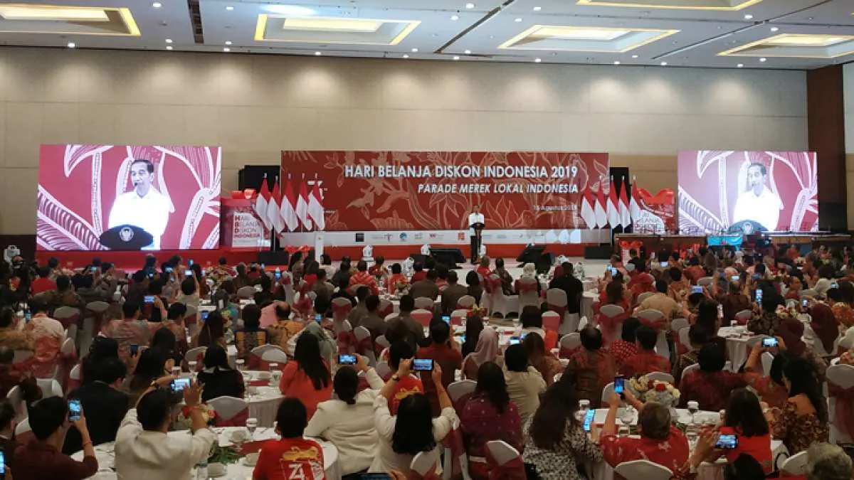 Jokowi akan menyiapkan anggaran untuk promosi merek lokal di luar negeri
