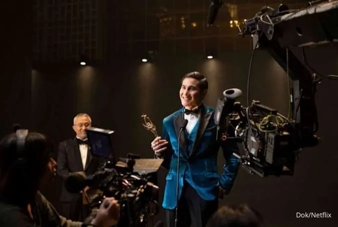 Sinopsis Film Lupa Daratan saat Vino G Bastian Jadi Aktor yang Enggak Bisa Akting