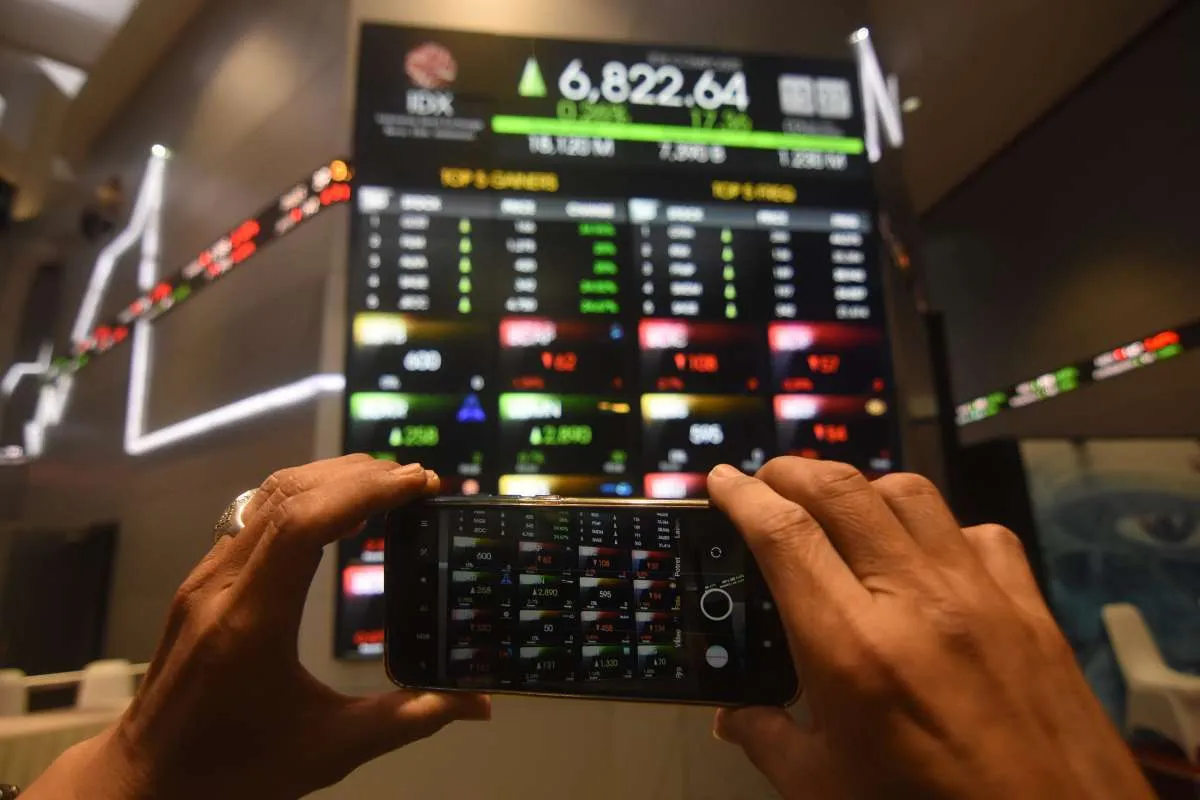 IHSG Fluktuatif, Cek Rekomendasi ASII, MEDC, MBMA, BBYB, PTBA pada Hari Ini (8/5)