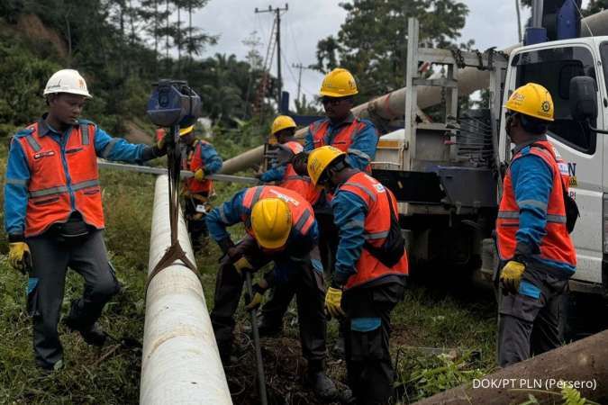 Dukung Pemulihan Pascabencana, PLN Salurkan Batuan ke Warga Terdampak di Aceh Tamiang