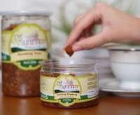 Mencecap Laba dari Mengemas Rendang Olahan