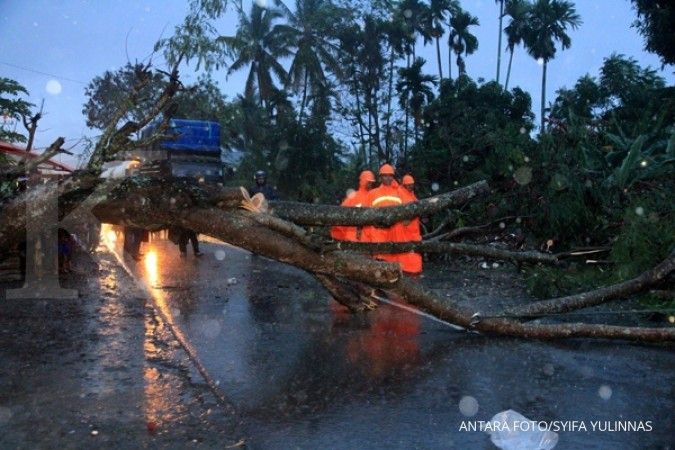 Hujan Disertai Petir dan Angin Kencang Masih Berpotensi Terjadi di Wilayah Kota Medan