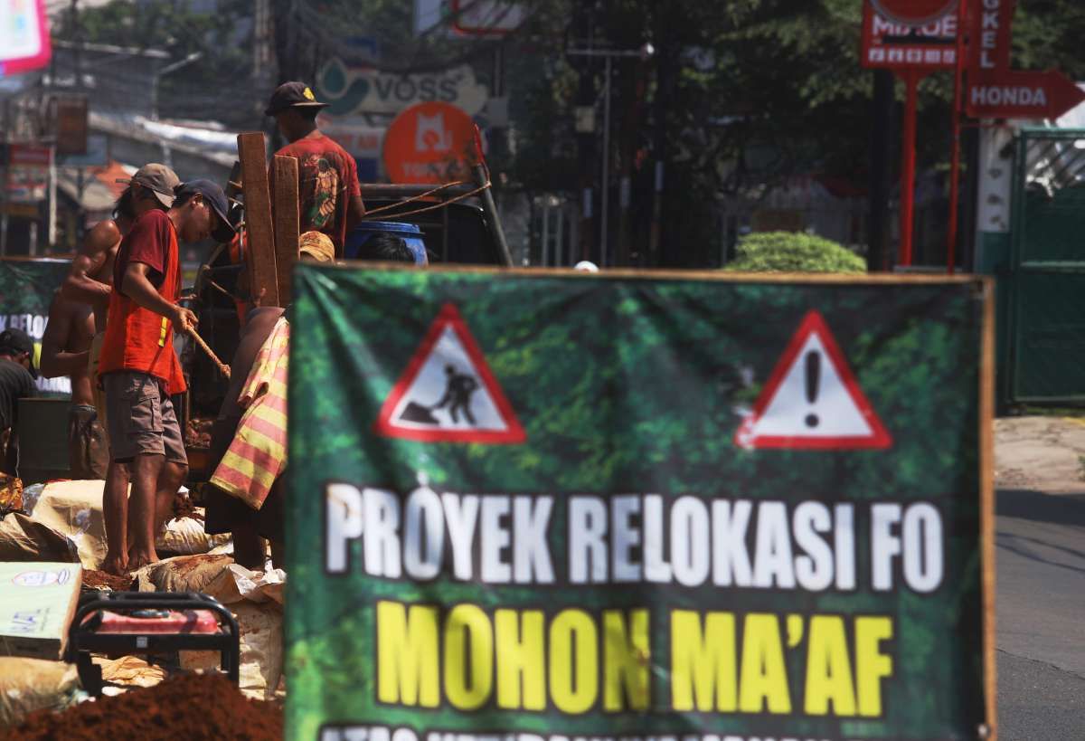 Relokasi Kabel Fiber Optik Terus Dikebut