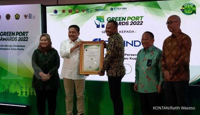 Menko Luhut Targetkan 149 Pelabuhan Jadi Green Port dan Smart Port di 2024