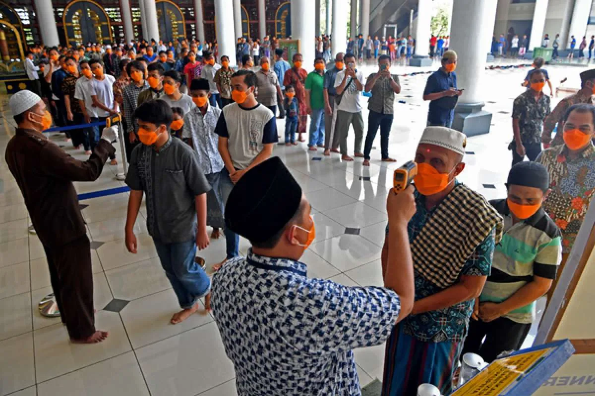 Pekan depan, Warga Bekasi di zona hijau covid-19 diizinkan shalat Jumat di Masjid