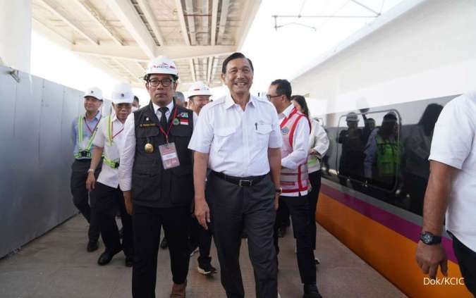 Luhut Pandjaitan dan PM China Li Qiang Akan Jajal Kereta Cepat Jakarta-Bandung Besok