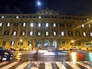 Monti adalah kandidat terbaik yang akan gantikan Berlusconi jadi PM Italia