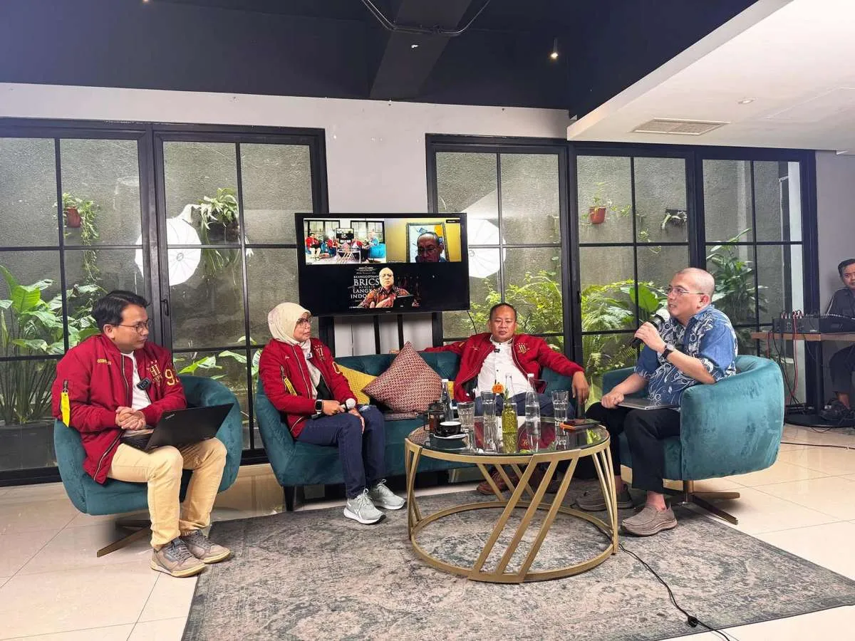 Indonesia Masuk BRICS: Menakar Untung Rugi di Tengah Peta Politik Global