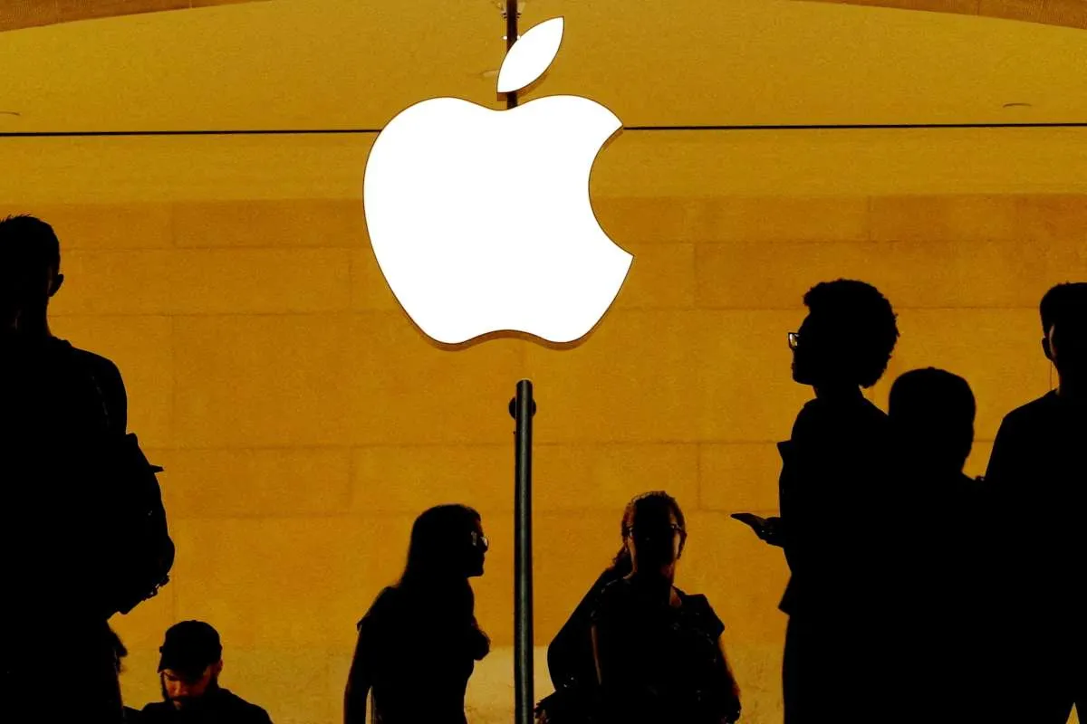 Saham Apple Naik, Ramalan Kinerja yang Cerah Munculkan Harapan Penjualan iPhone Pulih