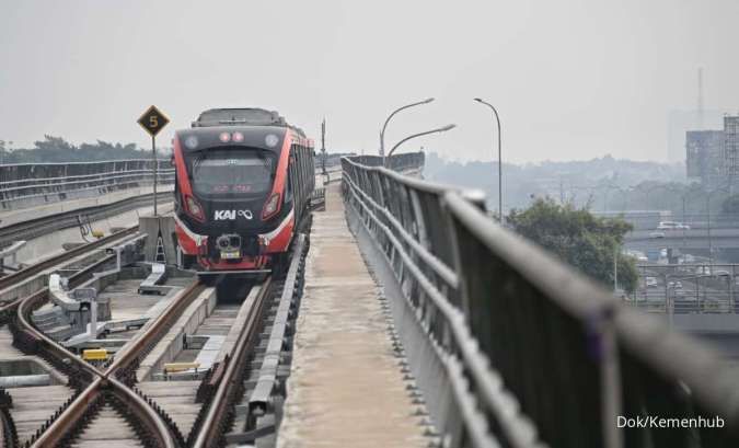 Menhub Cek Kesiapan Integrasi Antarmoda LRT Jabodebek Jelang Diresmikan