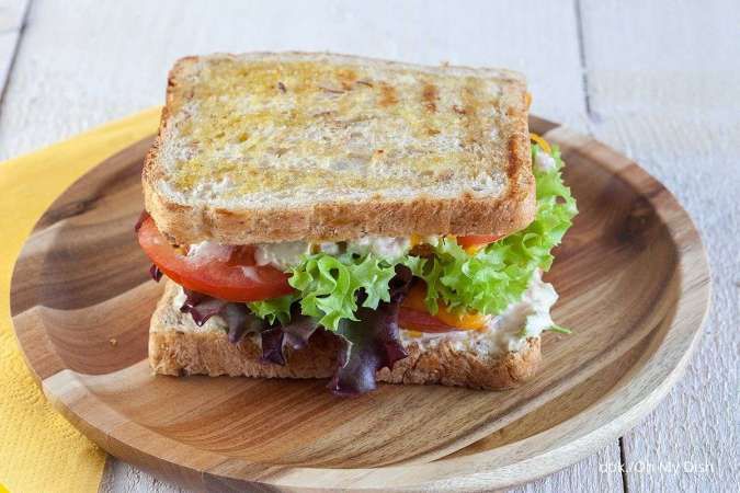 Resep Sandwich Gandum Tuna untuk Sarapan