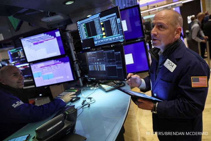 Wall Street Turun Tajam Jelang Akhir Pekan Saat Data Tenaga Kerja AS Membaik