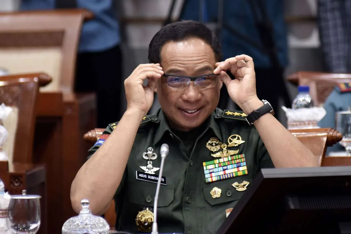 Rapat Paripurna DPR 21 November, Pengesahan Agus Subiyanto Sebagai Panglima TNI