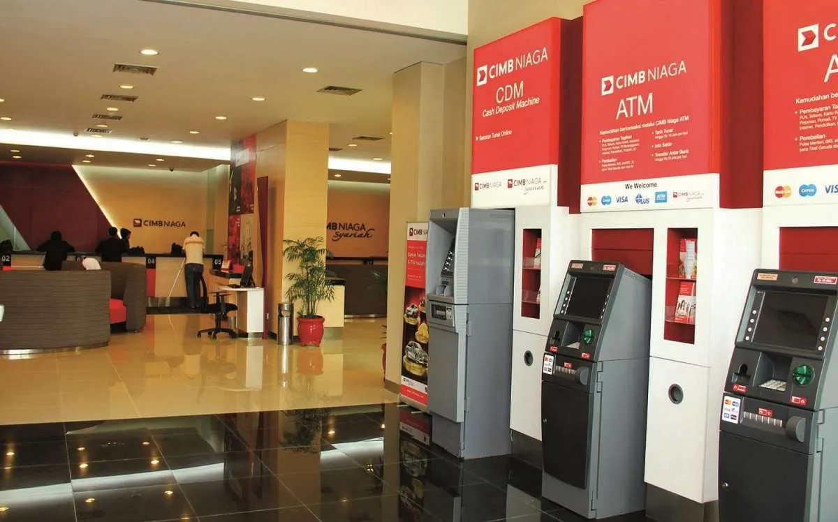 Diterpa pandemi Covid-19, perbankan makin sibuk cari dana murah