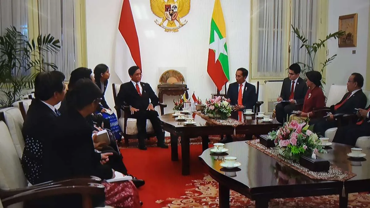 Tiga menteri ini masih mendampingi Jokowi menerima tamu negara