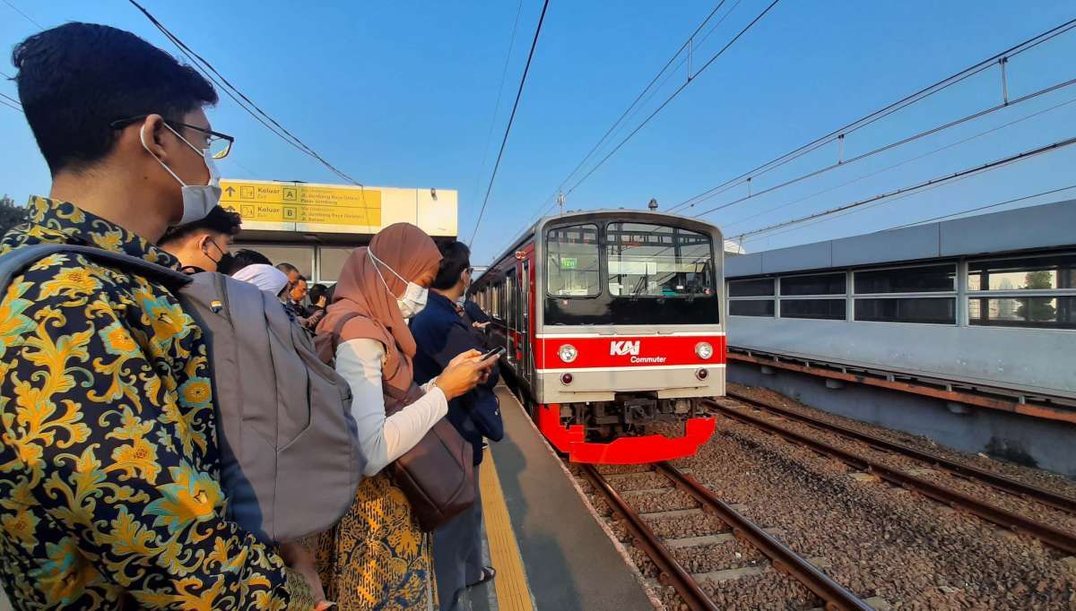 Dorong Perbaikan Layanan KRL Lewat Komunitas Anker Twitter